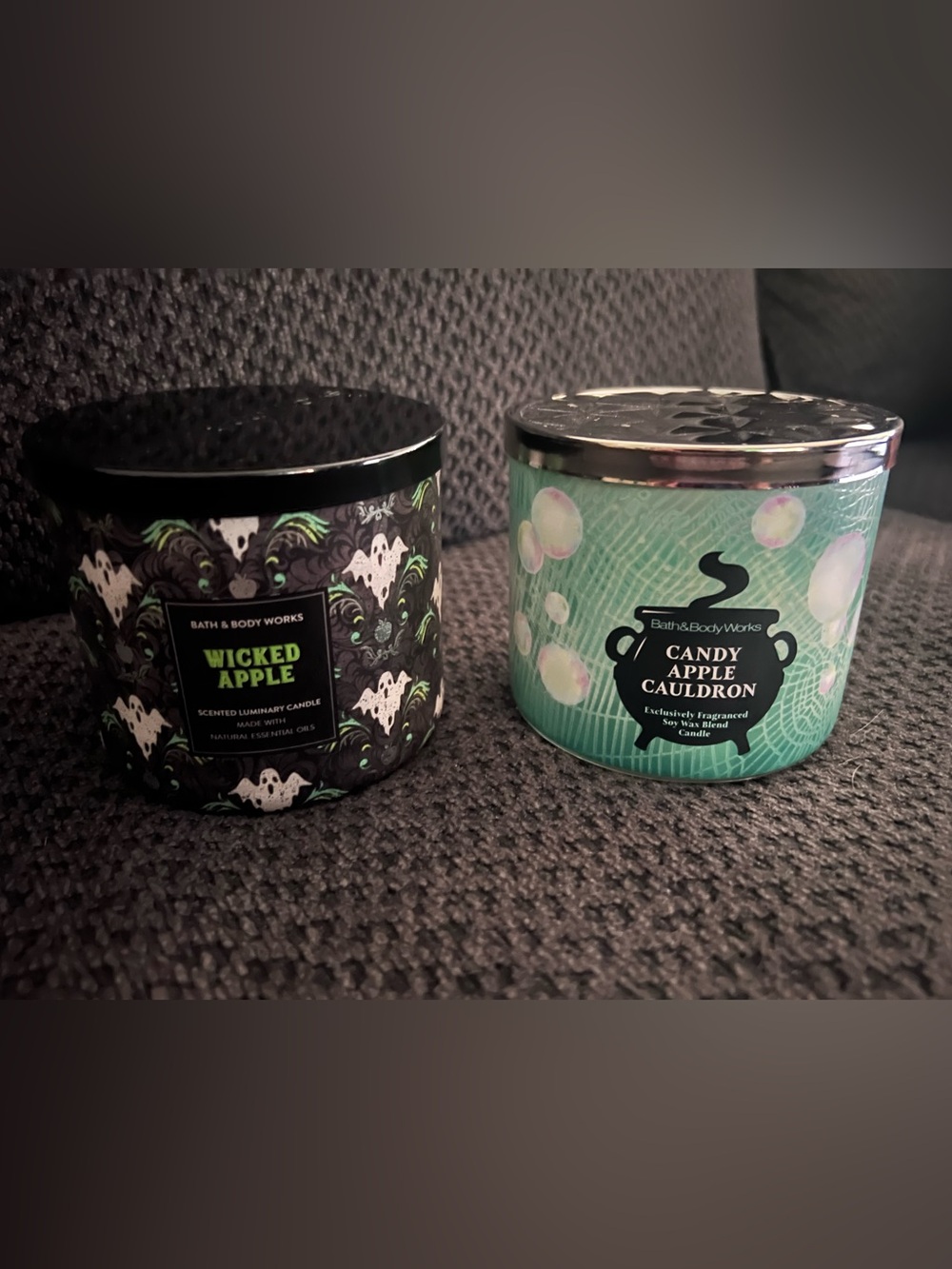 Bath & Body Works - Candy Apple Cauldron & Wicked Apple Candles New!!
